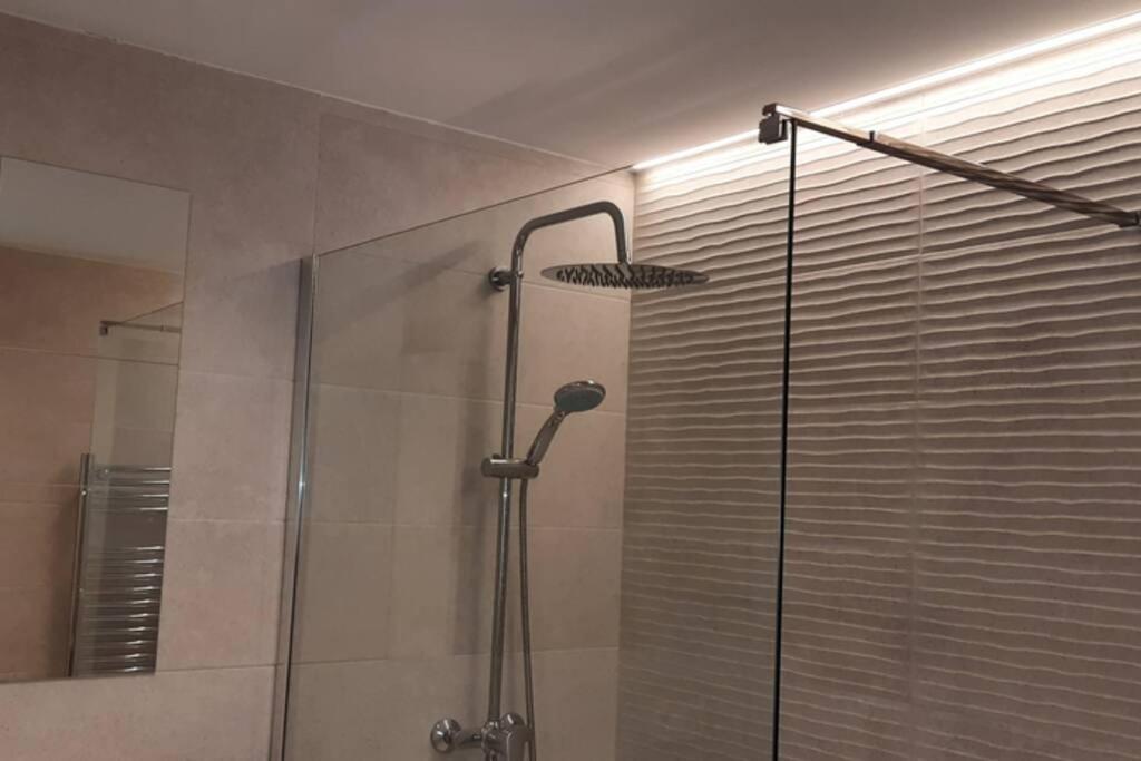 Apartamentos Milan 2 โอเบียโด ภายนอก รูปภาพ