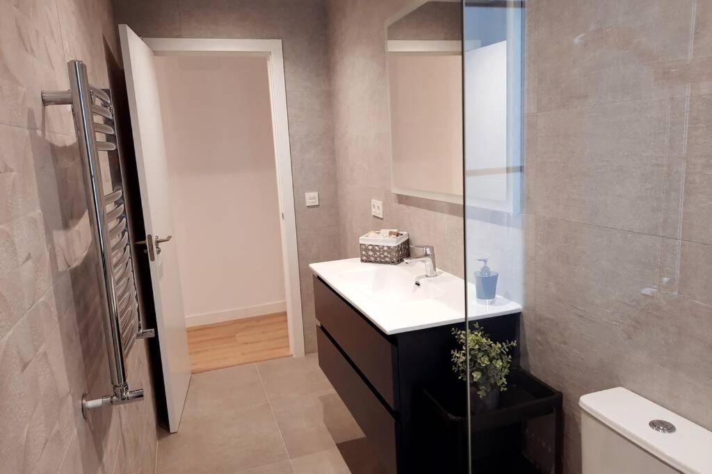 Apartamentos Milan 2 โอเบียโด ภายนอก รูปภาพ